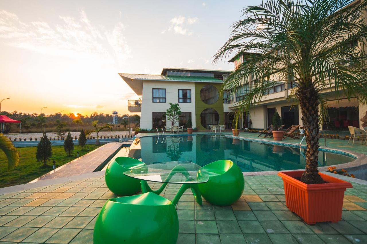 La Vita Nuova Resort Shaugaon Экстерьер фото
