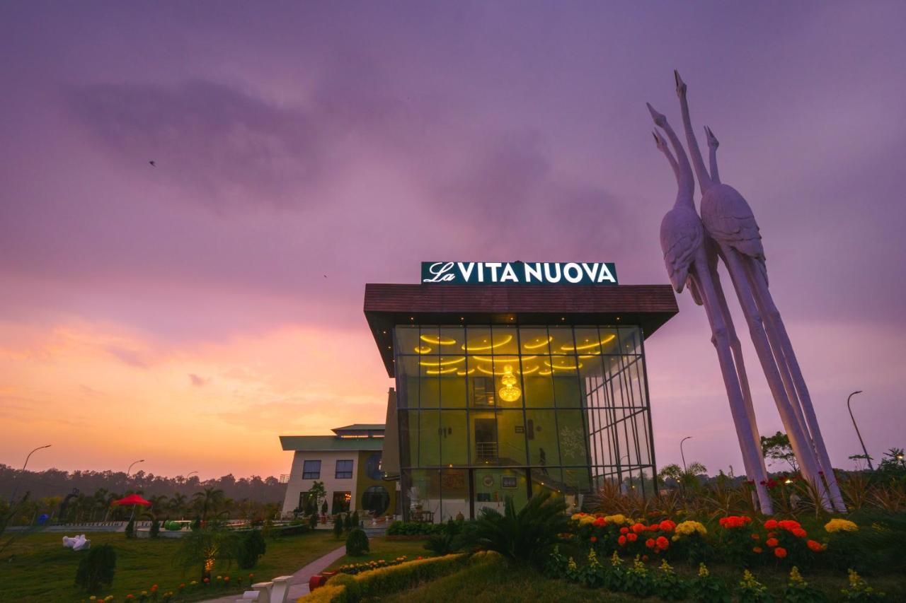 La Vita Nuova Resort Shaugaon Экстерьер фото