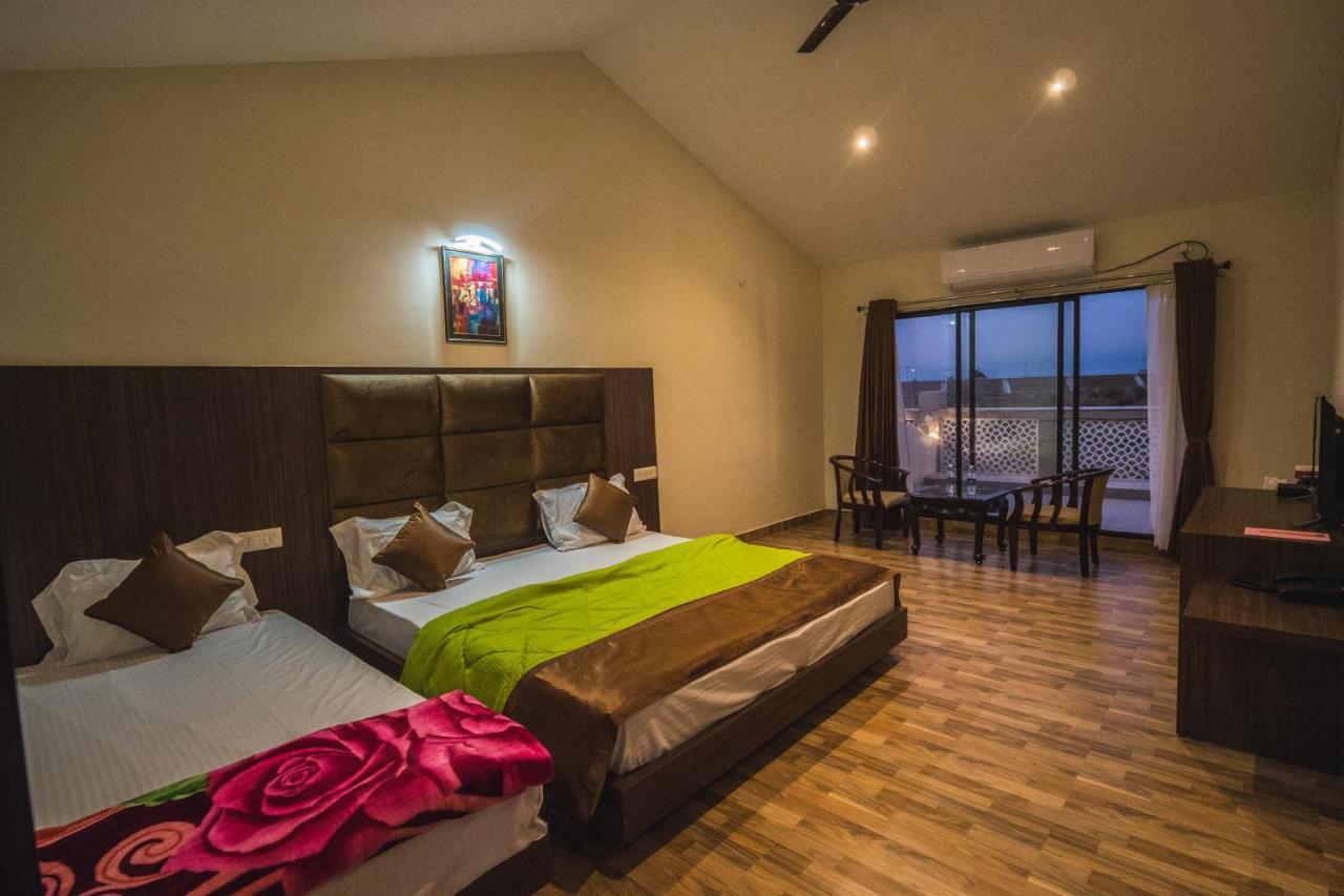 La Vita Nuova Resort Shaugaon Экстерьер фото