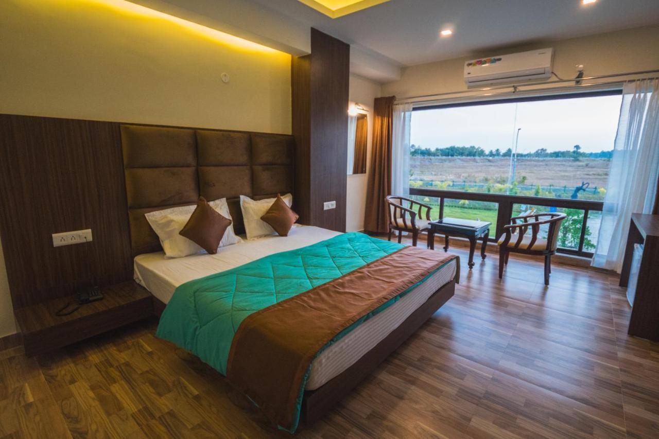 La Vita Nuova Resort Shaugaon Экстерьер фото