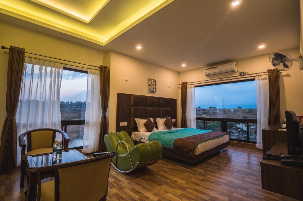 La Vita Nuova Resort Shaugaon Экстерьер фото